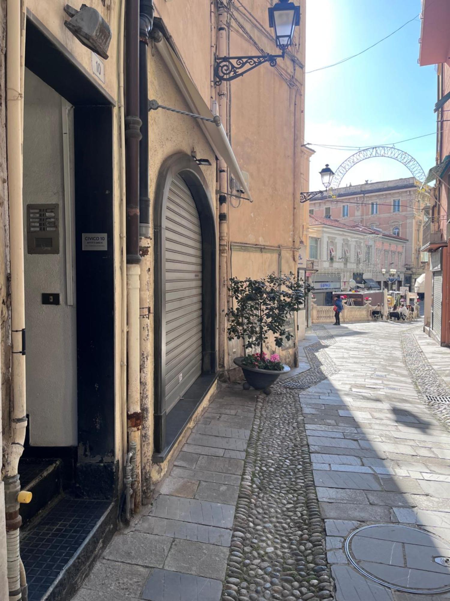 Apartmán Civico 10 Sanremo Exteriér fotografie